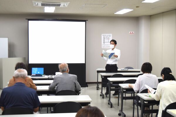 宇都宮税務署が開いたインボイスに関する説明会＝宇都宮市内