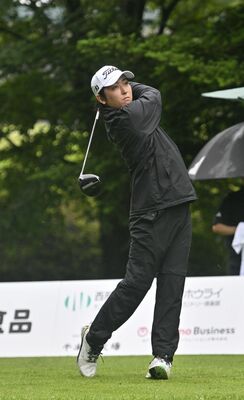 初日2アンダー70、暫定40位でスタートした前田=西那須野CC、10番ホール、井上孝男撮影