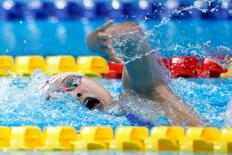 成田、西川が400m個メV