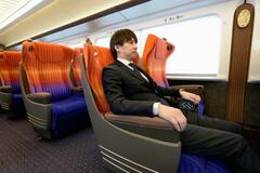 「しなの」新型車両初公開