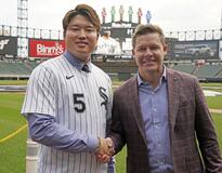 村上「わくわく」入団会見