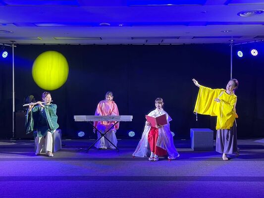27日の慶翁寺文化村塾に出演する「４ｋｌｏｒｅ」