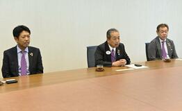 前原新ガバナー 来社し活動方針