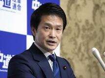 中道小川氏、昼食会で党内融和