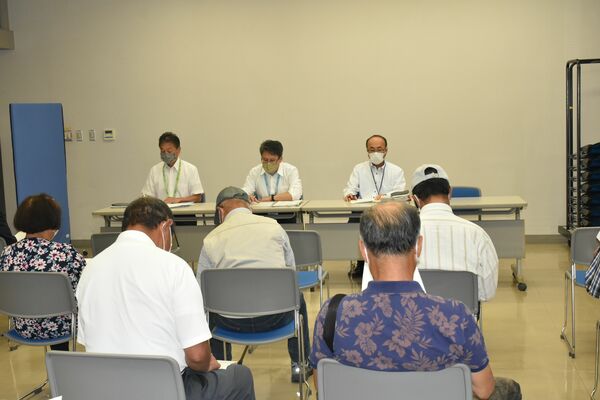 地元住民などが参加した説明会