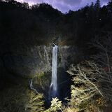 華厳の滝ライトアップ