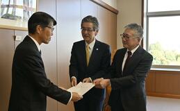 救急・周産期補助金増を