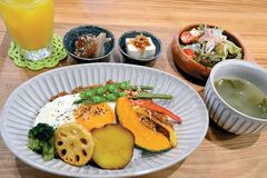 キーマカレーランチ