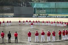 広島・新井監督、新人野手を評価