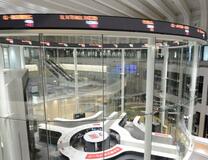 東証小反発、終値4万9303円