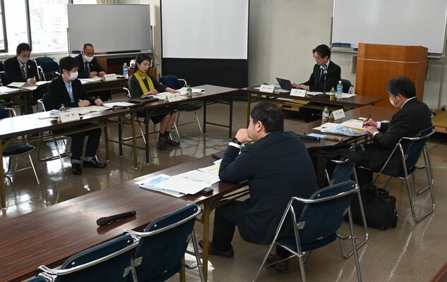 公共交通利用について話し合った有識者会議