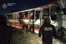 ロシア、炭鉱攻撃１２人死亡