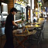 宇都宮のオリオン通り　夏休み控え巡回強化、オープンカフェ事業は営業時間短縮