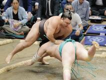 霧島ら全勝３人