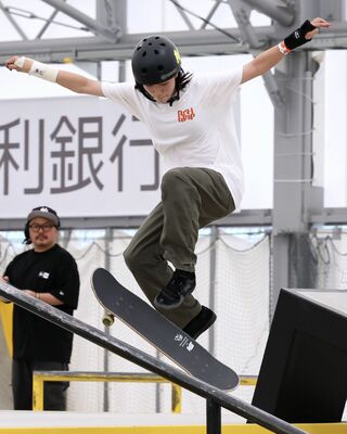 女子ストリートで2位の吉沢恋=宇都宮市東部総合公園