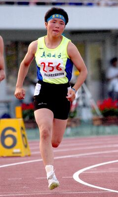 インターハイの陸上女子七種競技で優勝した海老原さん＝2003年８月１日、長崎市