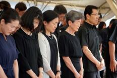 豊見城の旧司令部壕で不戦誓う