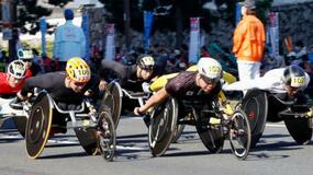 世界初の大分国際車いすマラソン