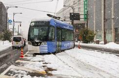 路面電車脱線、けが人なし