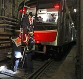 巨大地震、電池発火も想定