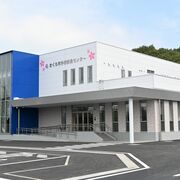 新給食センター、９月から配食へ　市内全校で同じ献立に　「とんかつ新宿さぼてん」展開…