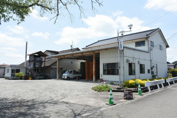 代表銘柄「かんなびの里」をリブランドした小島酒造店＝塩谷町