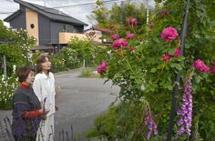 バラ、ジギタリス、ニシキゴイ…　那須烏山の３軒がオープンガーデン　「比…