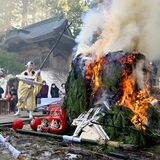 秘法の護摩たきに合掌　古刹・日光山興雲律院で所願成就を願う「年越大祭」