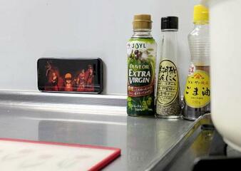 “共感”の糸口をつかみたい―教員25年目、休日に観るのは生徒の“推し”アニメ