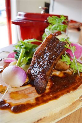 骨付き豚肉のスペアリブ
