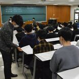 宇大前期1871人が受験、倍率２.９倍　国公立大２次試験始まる