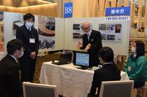 学生ら１００人 業界動向を研究宇都宮でフェア