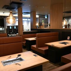 宇都宮駅東の焼き肉店「プレミアムカルビ」が内覧会　3月2日オープン、カンセキのフランチャイズ店