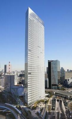 　電通本社が入るビル＝１月、東京都港区
