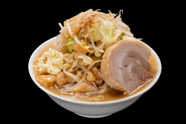 「手打　焔」の二郎インスパイアラーメン「手綱スペシャル」