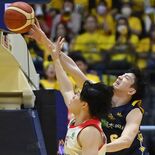 ブレックス、２次攻撃で窮地脱す　準決勝へ逆王手　連続17得点、２Ｑ逆転劇