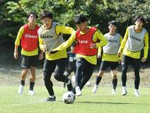 負けられない「北関東ダービー」へ　Ｊ２残留争いに後がない栃木ＳＣ　20日アウェーで群馬戦