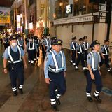 宇都宮のオリオン通り　治安確保へ中央署が大規模パトロール　トラブル仲裁、取り締まりも