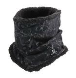 夜間に反射する首巻き