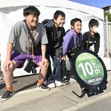 「ずっと残ってほしい」ＪＲ烏山線「アキュム」導入の節目でイベント　市民ら1500人前に記念品お披露目