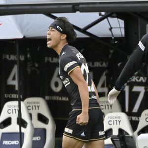 ズドン！！　Ｊ２昇格を決定づけた一発　ＤＦ鈴木裕斗が鮮やかなボレー弾　栃木シティ