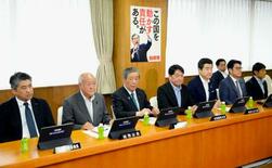 自民党総裁選、党員参加型に決定