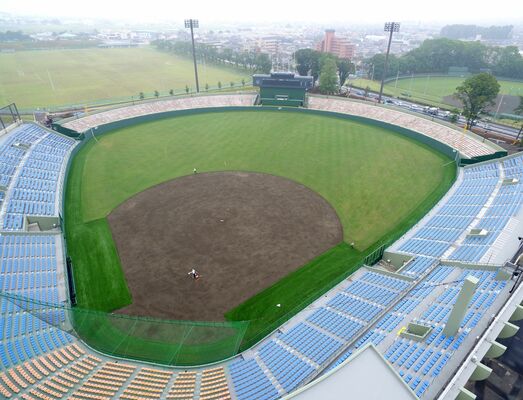 県営球場