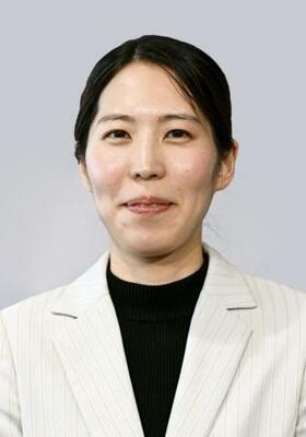 　福間香奈女流六冠