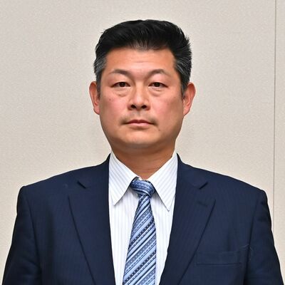 白石資隆氏