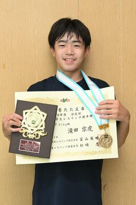 フリー４１キロ級で優勝した滝田（氏家、さくら市少年クラブ）