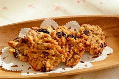 バナナとグラノーラの米粉クッキー