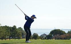 辻、後半連続バーディー ゴルフ女子