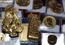中央銀行の外貨準備、金が首位に