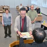 「年間賞」北山さんら表彰　下野写真協会総会　「しもつけ写真大賞展」会場で講評も